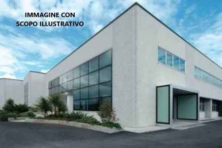 Foto Capannone industriale a Prato Paperino di 3670 m² con 10 locali
