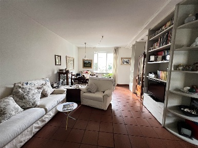 Foto Villa a schiera a Pistoia Pistoia Ovest di 130 m² con 8 locali