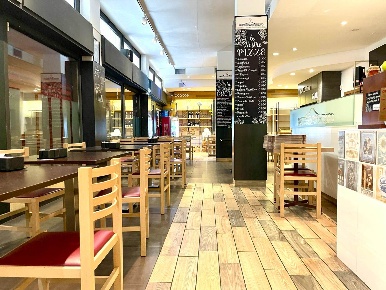 Foto Attività commerciale in Via dei Pini  26, Pieve Emanuele Centro