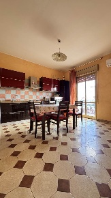 Foto Appartamento in viale dello stadio 43, Carlentini Centro di 90 m²