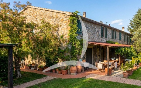 Foto Agriturismo a Campagnatico Centro di 796 m² con 29 locali in vendita