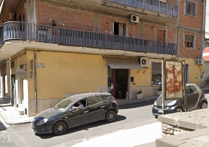 Foto Attività commerciale in via duca d'aosta 106, Scordia di 96 m²