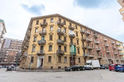 Foto Appartamento in via frassineto 37, Torino Cenisia di 160 m² in vendita