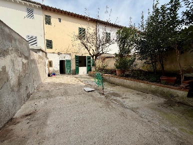 Foto Casa indipendente in VIA A. SAFFI, Sesto Fiorentino Sesto Città
