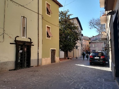 Foto Negozio in Via del Leone, Terni Centro Storico di 45 m² in affitto