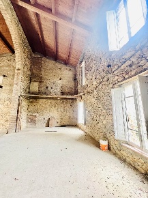 Foto Rustico in Piazza Lama 22, Monticiano Lama di 200 m² con 12 locali