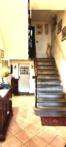 Foto Villa unifamiliare a Montevarchi Città di 228 m² con 7 locali