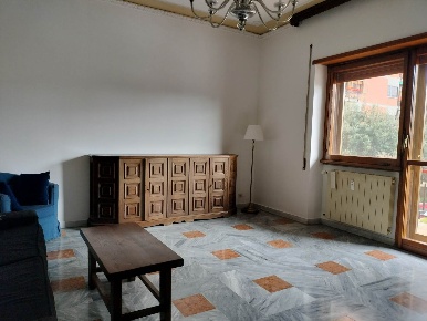 Foto Appartamento a Firenze Novoli di 110 m² con 4 locali in vendita