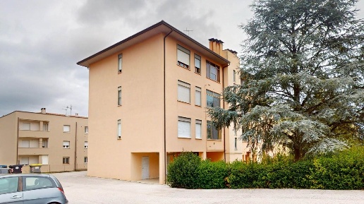 Foto Appartamento in Via Sant'Anna  9, Bevagna di 110 m² con 4 locali