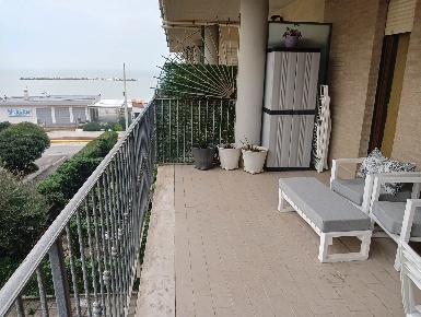 Foto Appartamento a Porto Sant'Elpidio Centro di 45 m² con 3 locali