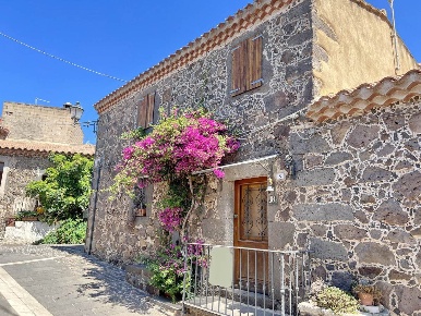 Foto Villa a schiera a Narbolia di 116 m² con 4 locali in vendita