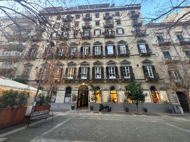 Foto Negozio in via principe di belmonte 101, Palermo di 250 m² in affitto