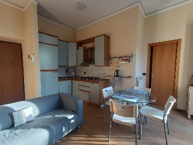 Foto Appartamento in Via Gasparri  6, Caserta Reggia di Caserta di 60 m²