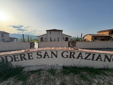 Foto Villa unifamiliare a Lajatico Centro di 120 m² con 5 locali in vendita