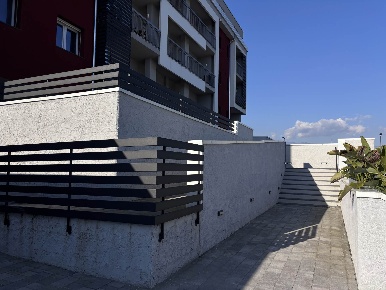 Foto Appartamento in Viale Stella Maris, Montecorvino Pugliano di 90 m²