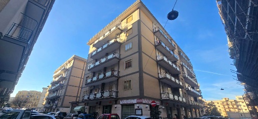 Foto Appartamento in VIA GALILEI 13, Martina Franca di 120 m² con 4 locali