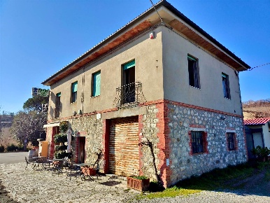 Foto Appartamento in Via Cassia 20, Castiglione d'Orcia di 125 m²