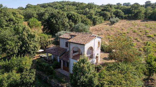 Foto Rustico a Manciano di 110 m² con 5 locali in vendita