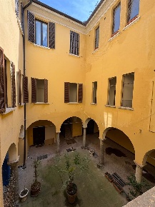 Foto Appartamento a Piacenza Borgotrebbia di 110 m² con 3 locali in vendita
