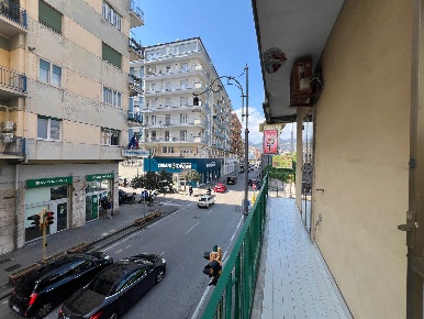 Foto Appartamento in via torrione 9, Salerno Torrione di 90 m² con 3 locali