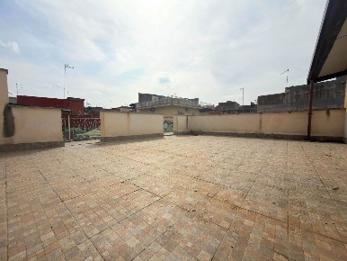 Foto Casa indipendente in Via Caltanissetta  35, Paternò di 200 m²