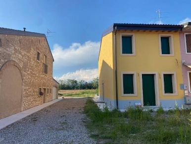 Foto Rustico in STRADA DELLA CORTE BASSA 28, Verona di 145 m² con 5 locali