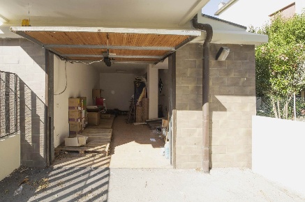 Foto Garage in Via Mantegazza, Rimini Marina Centro di 29 m² con 1 locali