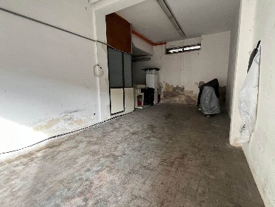 Foto Garage a San Pietro Clarenza di 56 m² con 1 locali in vendita