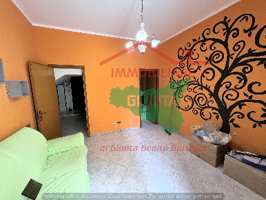 Foto Casa indipendente a Terrasini Centro di 140 m² con 5 locali in vendita