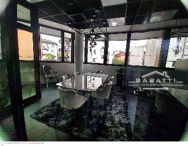 Foto Ufficio a Sassuolo Zona Industriale di 71 m² in vendita