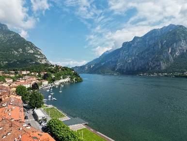 Foto Appartamento a Malgrate di 98 m² con 4 locali in vendita