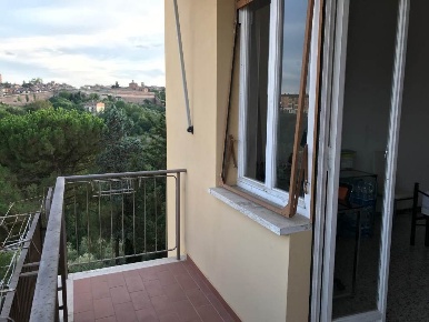 Foto Appartamento a Siena Ravacciano di 95 m² con 4 locali in vendita