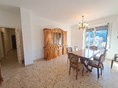 Foto Appartamento in Via Milano, Lerici San Terenzo di 80 m² con 3 locali