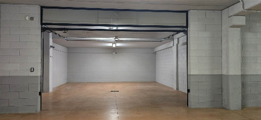 Foto Garage a Puegnago del Garda Raffa di 60 m² con 1 locali in affitto