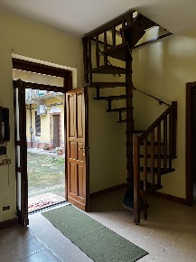 Foto Appartamento a Vigevano Semicentro di 80 m² con 4 locali in vendita