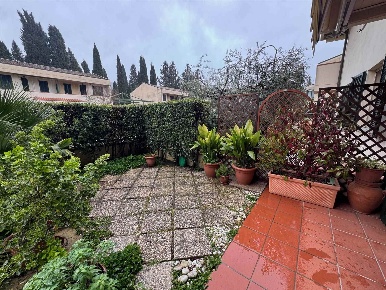 Foto Appartamento a Fiesole Compiobbi di 50 m² con 3 locali in affitto