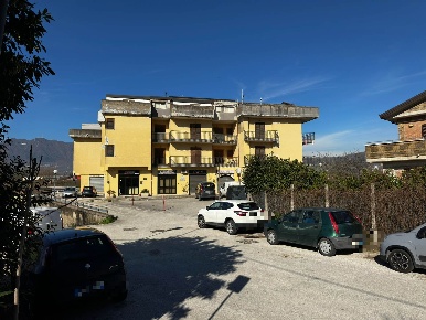 Foto Magazzino a Manocalzati di 300 m² in vendita