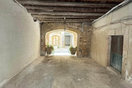 Foto Appartamento a Siracusa Ortigia di 200 m² con 7 locali in vendita