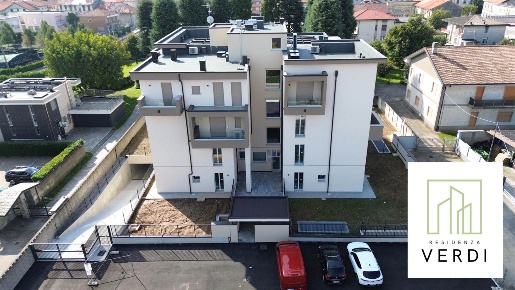 Foto Appartamento in Via Verdi, Rovello Porro di 102 m² con 4 locali