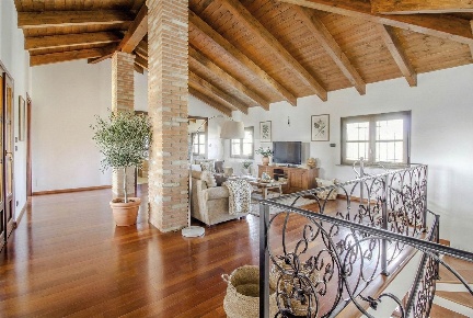 Foto Villa unifamiliare in via manzoni  61, Crescentino di 260 m²