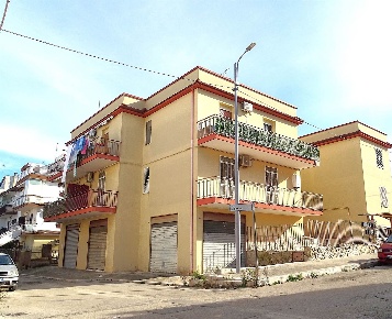 Foto Appartamento in Via Verga 3, Palo del Colle Centro di 115 m²