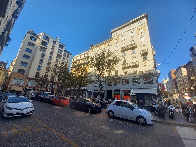 Foto Appartamento in Piazza Santa Maria Beltrade, Milano Duomo di 124 m²