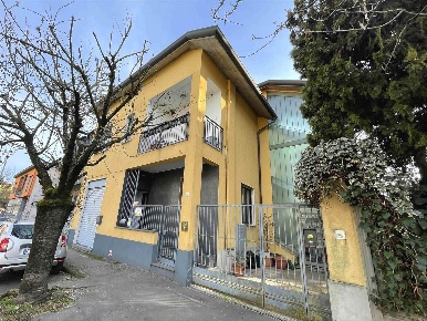 Foto Ufficio a Cesano Maderno di 137 m² con 2 locali in vendita