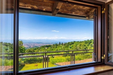 Foto Appartamento in STADA DEL COLLE  16, Pecetto Torinese di 205 m²