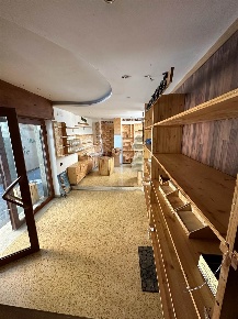 Foto Negozio a Cava de' Tirreni Centro di 30 m² in affitto