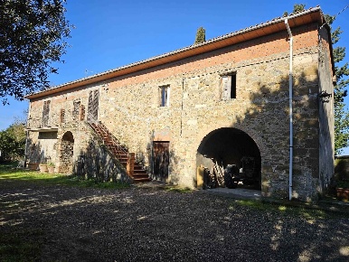 Foto Rustico a Santa Luce di 350 m² con 13 locali in vendita