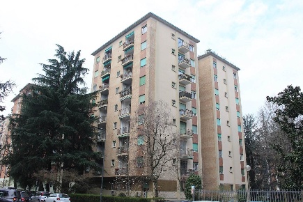 Foto Appartamento in Via Venezuela, Milano Gallaratese di 75 m² in vendita