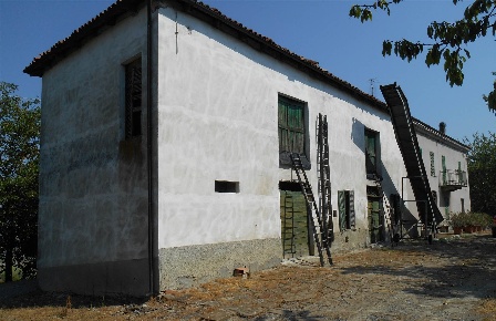 Foto Rustico a Melazzo di 360 m² con 7 locali in vendita