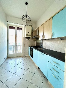 Foto Appartamento a Savona di 70 m² con 3 locali in vendita