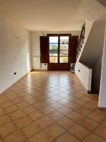 Foto Casa indipendente a Montemurlo Fornacelle di 80 m² con 3 locali